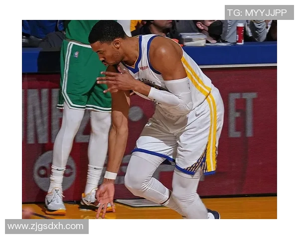 上海篮球队包夹战术解析与其在比赛中的影响分析 上海篮球队包夹战术解析与其在比赛中的影响分析